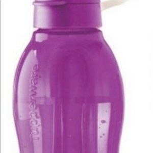Set of 2 Tupperware Eco Water Bottle 6 Cup / 1.5 Liter XL Flip-To/Handle Purple